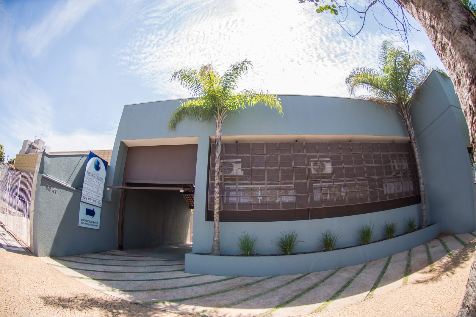 Fachada da Clínica Neves Ditzel em Bauru